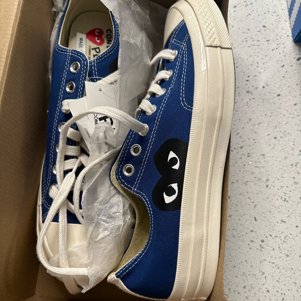 2 pair Authentic Commes Des Garçon Play and Adidas adiFom Q. Only tried on blues